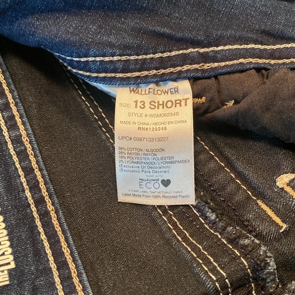 2pair jeans Size13 READY FOR THIER NEXT ENCORE!!! - Picture 5 of 5